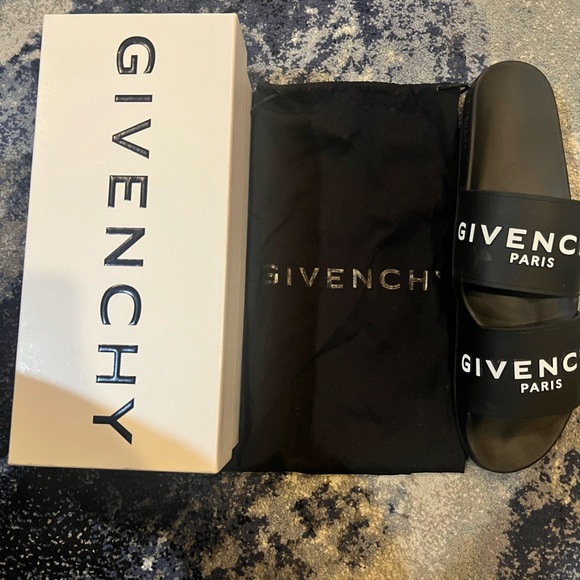 Givenchy Black Slides - Picture 9 of 9